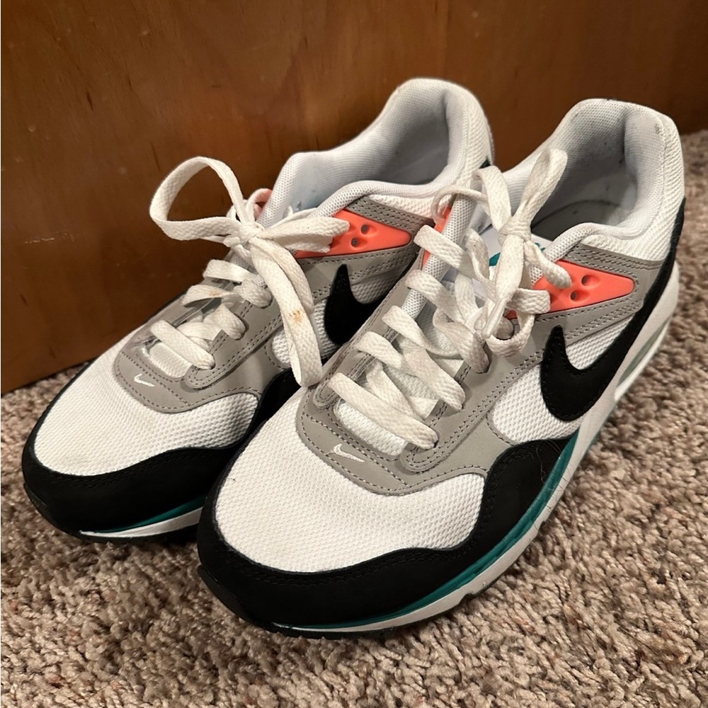 Nike White and Black Sneakers with Orange and Teal Accents